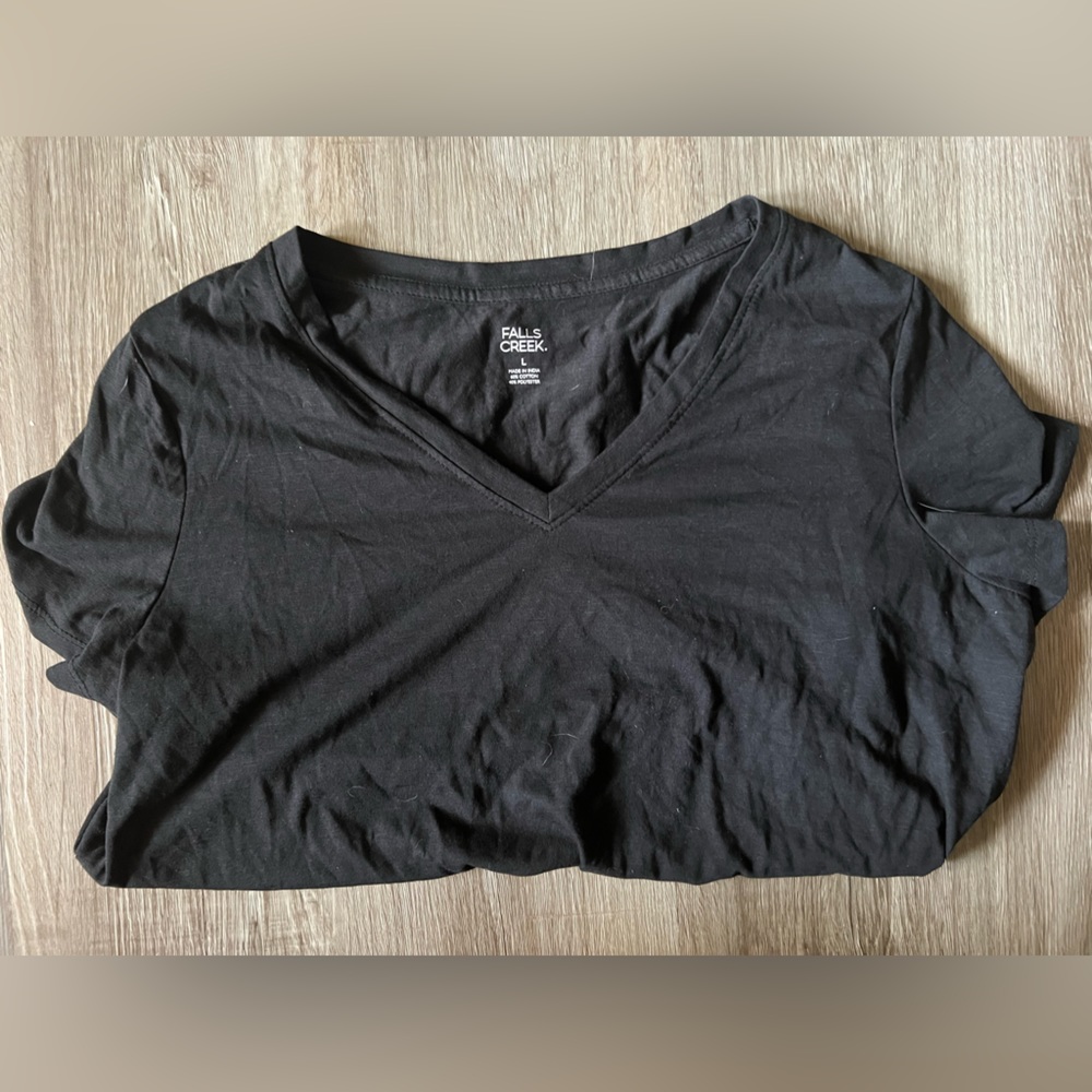 womens v neck